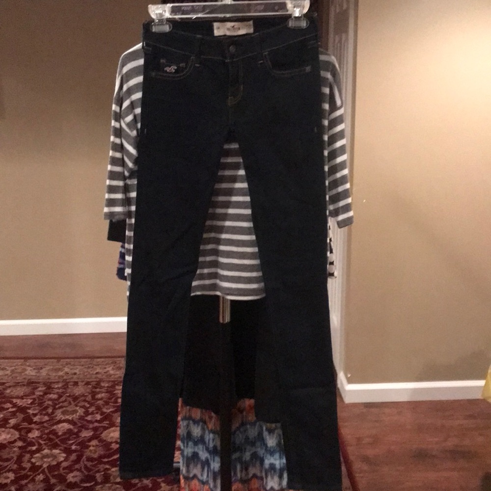 Dark blue Hollister skinny jeans